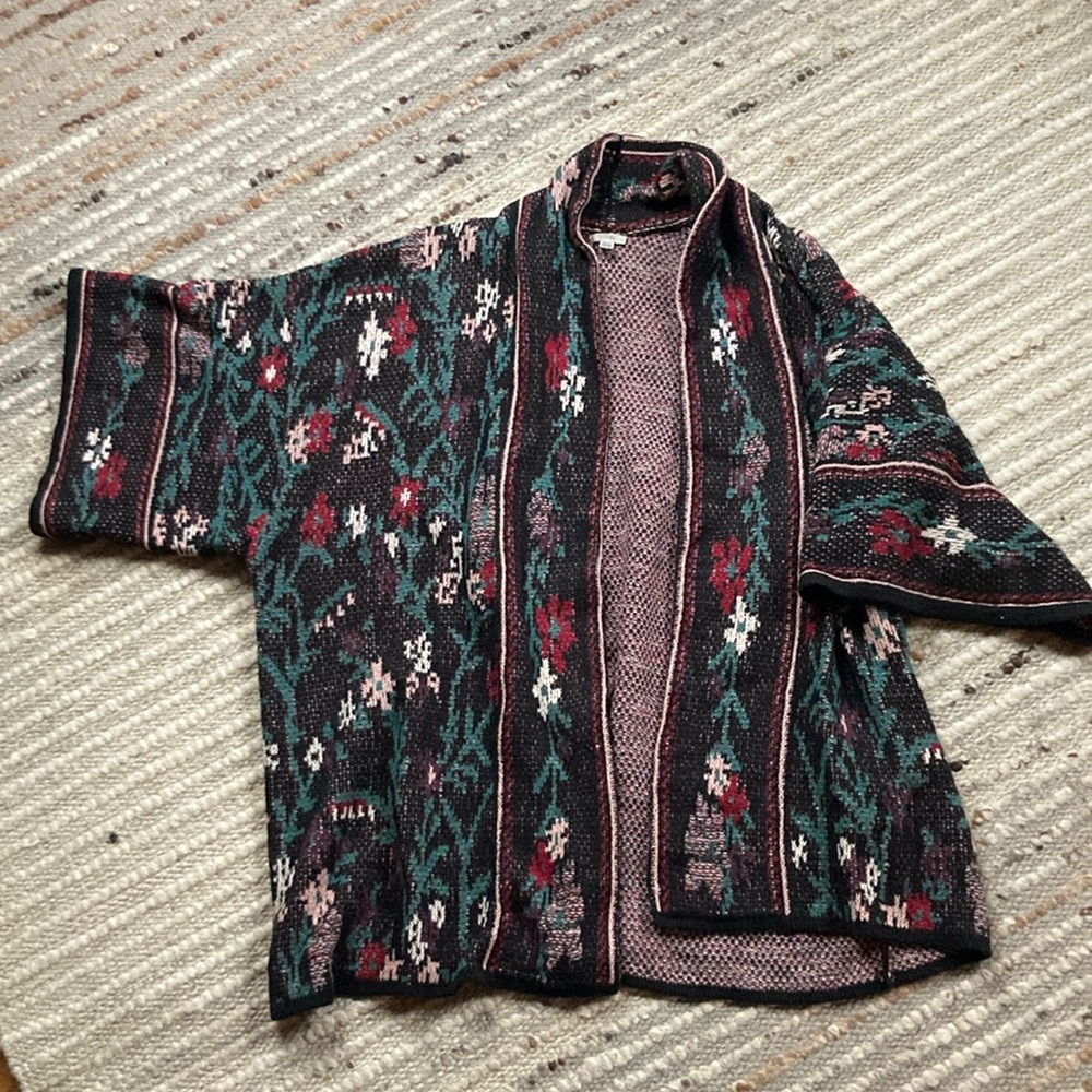 Ecote cardigan with flowers